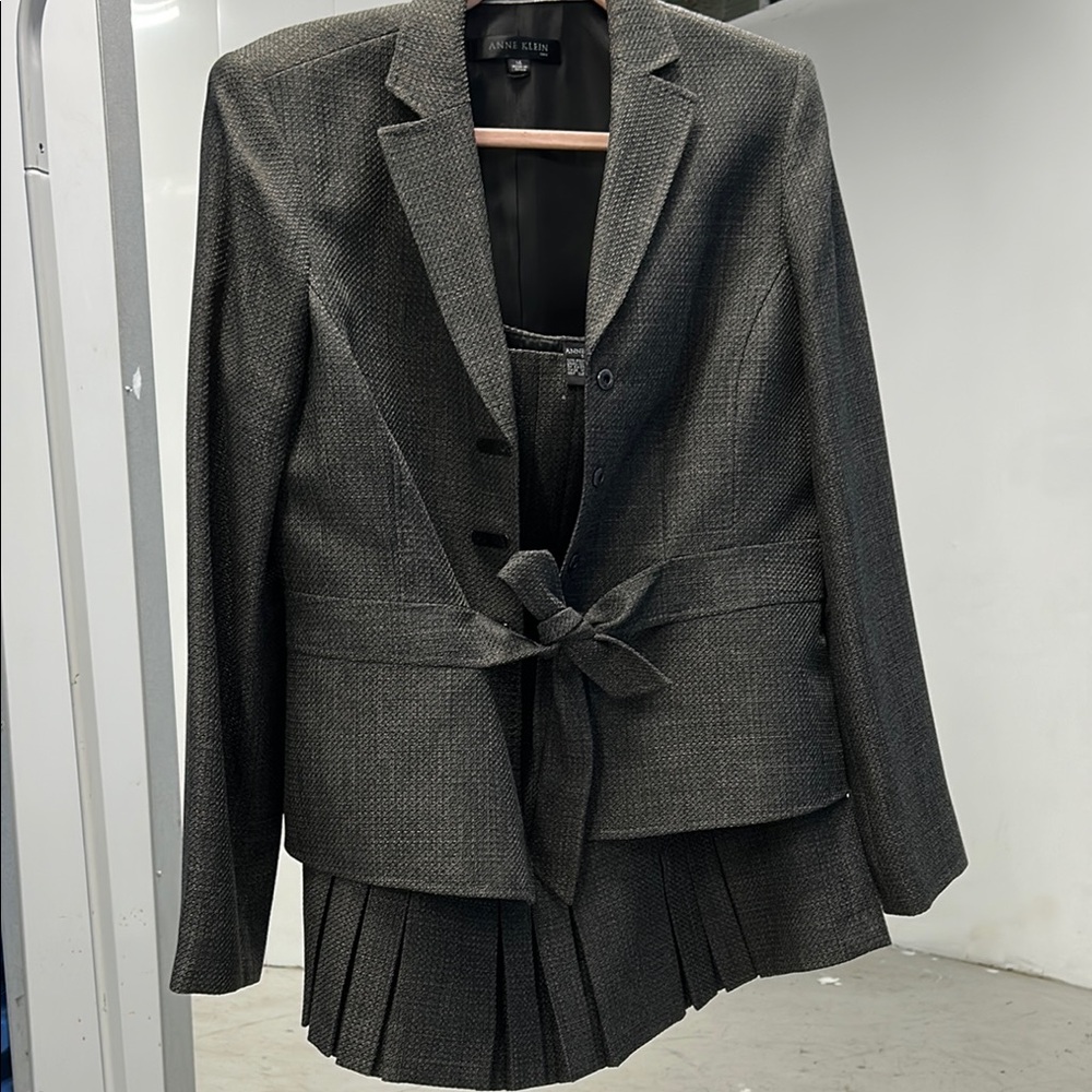 Anne Klein Women's Gray Blazer and Skirt Set